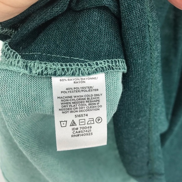 Ann Taylor LOFT Green V-neck Form Fitting 2 Tone Long Sleeve Tee Top Shirt #A12 - Picture 10 of 10